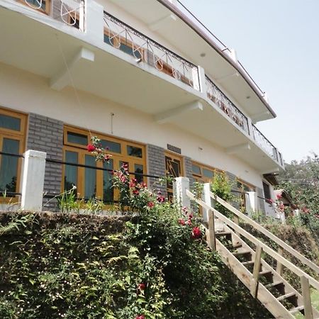 Om Mountain Resort Mukteshwar Luaran gambar